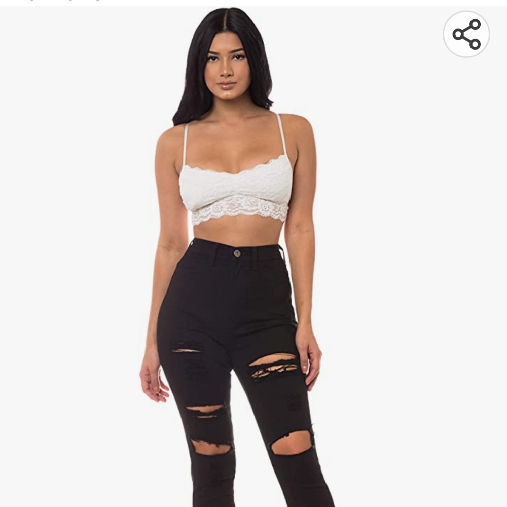 FASHION NOVA Distressed Jeans